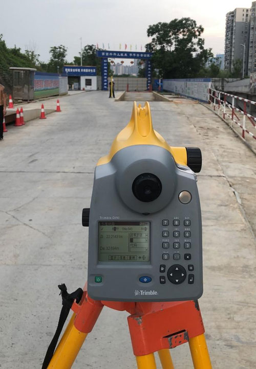 水準(zhǔn)路線(xiàn)測(cè)量.jpg 水準(zhǔn)路線(xiàn)測(cè)量.jpg